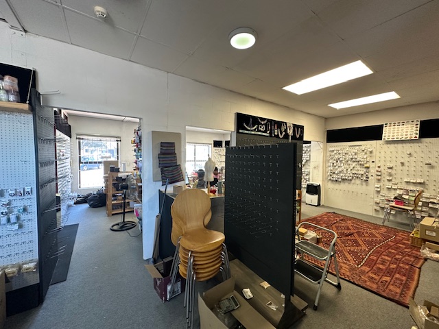 To Let commercial Property for Rent in Ndabeni Western Cape